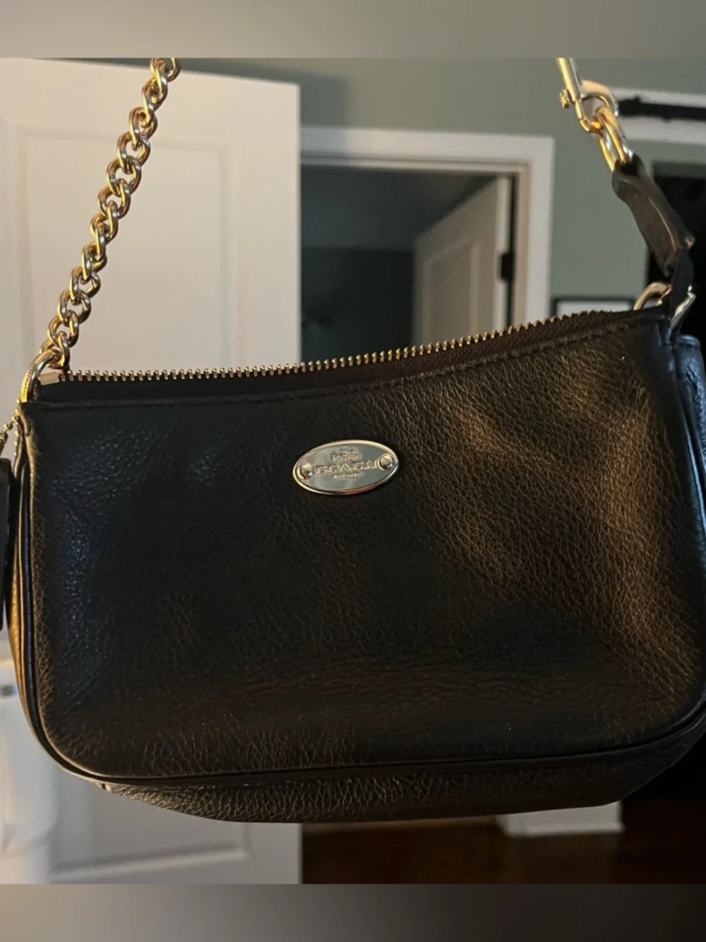 Coach Nolita 19 vintage black leather wristlet or mini crossbody bag - Picture 2 of 4